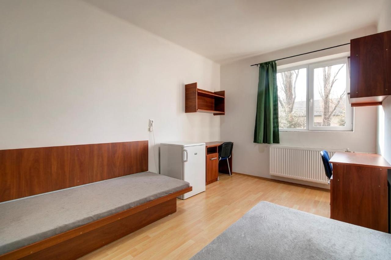 Obudai Diakszallo Boedapest Buitenkant foto